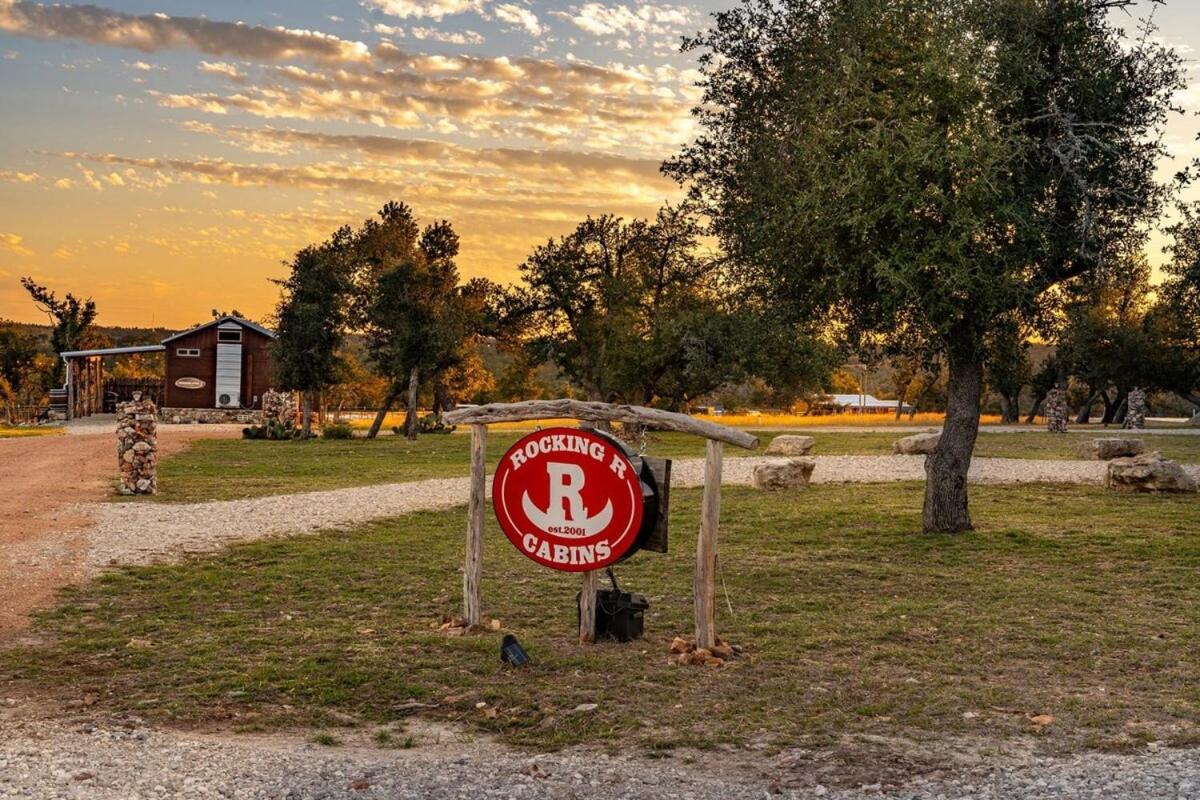 Rockin' R - Morning Star Cabin Fredericksburg Exterior foto