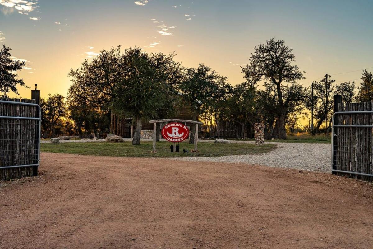 Rockin' R - Morning Star Cabin Fredericksburg Exterior foto